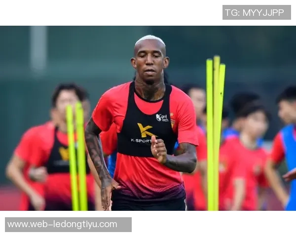 拉斐尔称赞卡塞米罗具备首发实力仍能为球队带来重要贡献