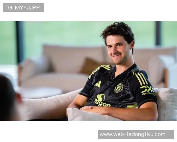 曼联球迷五连胜才理发拉门斯期待再赢两场继续庆祝