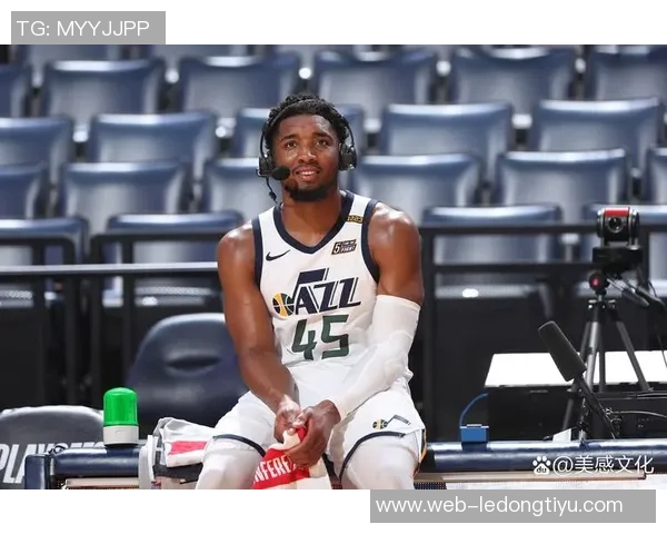 多诺万米切尔本赛季第六次得分35紧随东契奇位列NBA得分榜第二