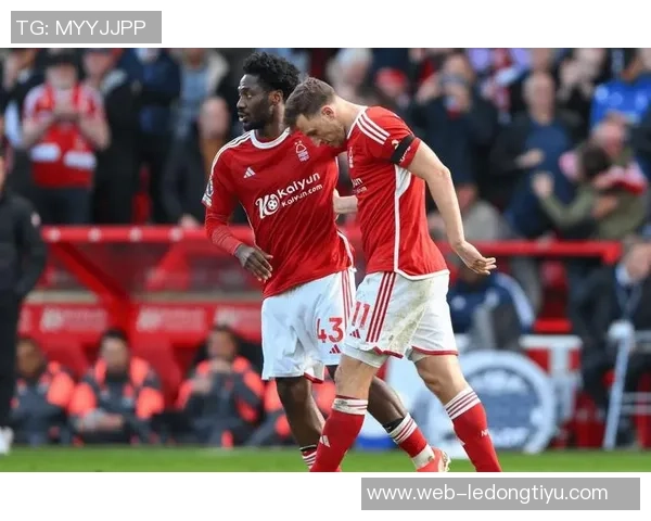 希勒分析利物浦战术强调迅速传球给伊萨克以激发他的进球灵感